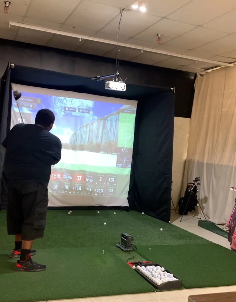 Inside Up 2 U Entertainment in Albany, GA